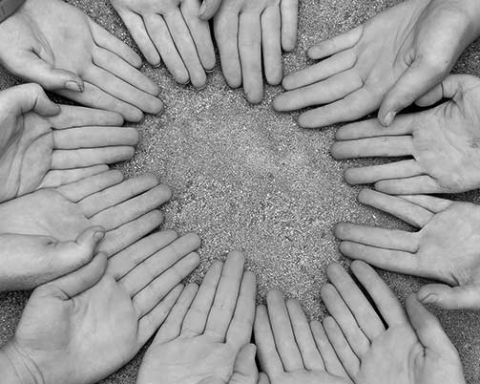 Top Philanthropists Warren Buffett, Alice Walton, Melinda Gates